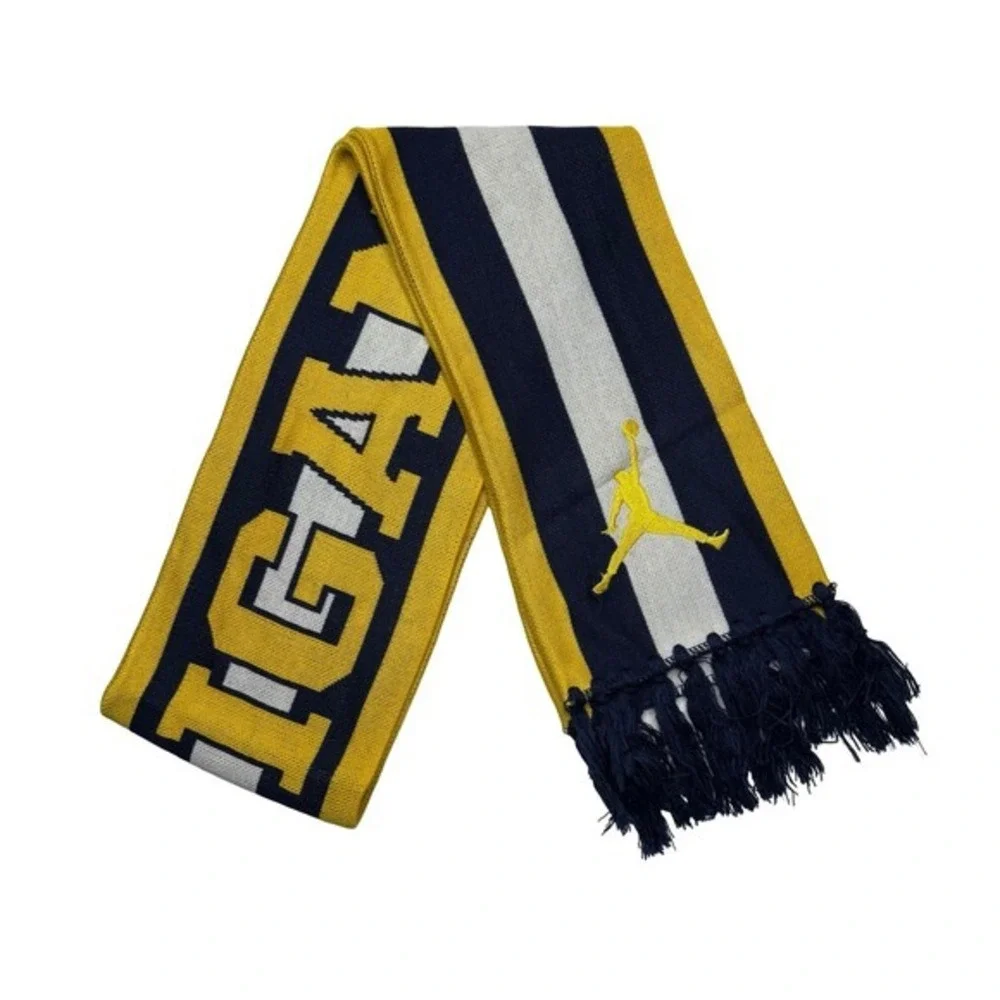 Michigan Wolverines Jordan Jumpman college scarf